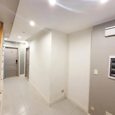 Volta 4 Policlinico شقة